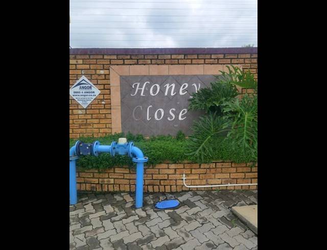 2 BEDROOM PROPERTY TO RENT IN HONEYPARK